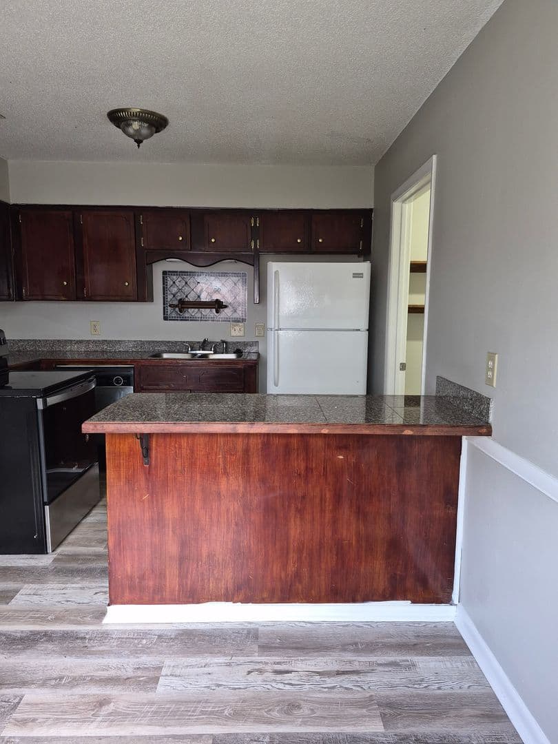 Hinesville House: 242 Garden Circle
