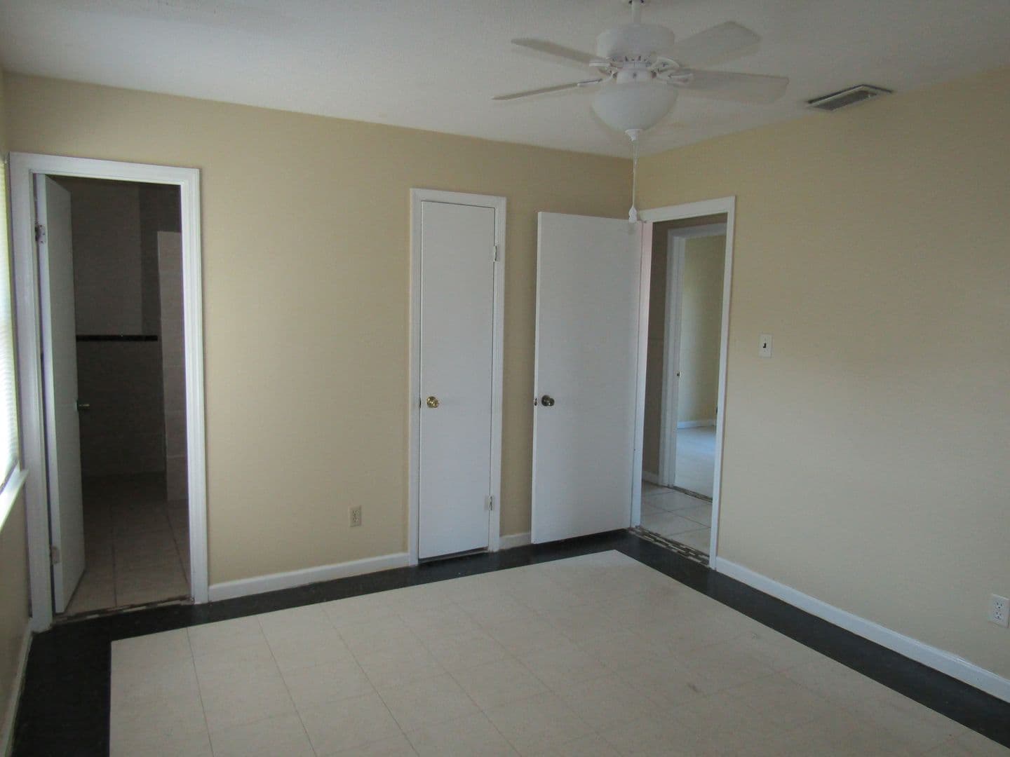 Hinesville House: 608 Palmetto Street