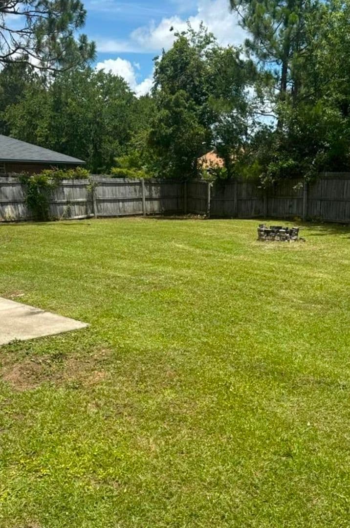 Hinesville House: 1302 Loblolly Drive