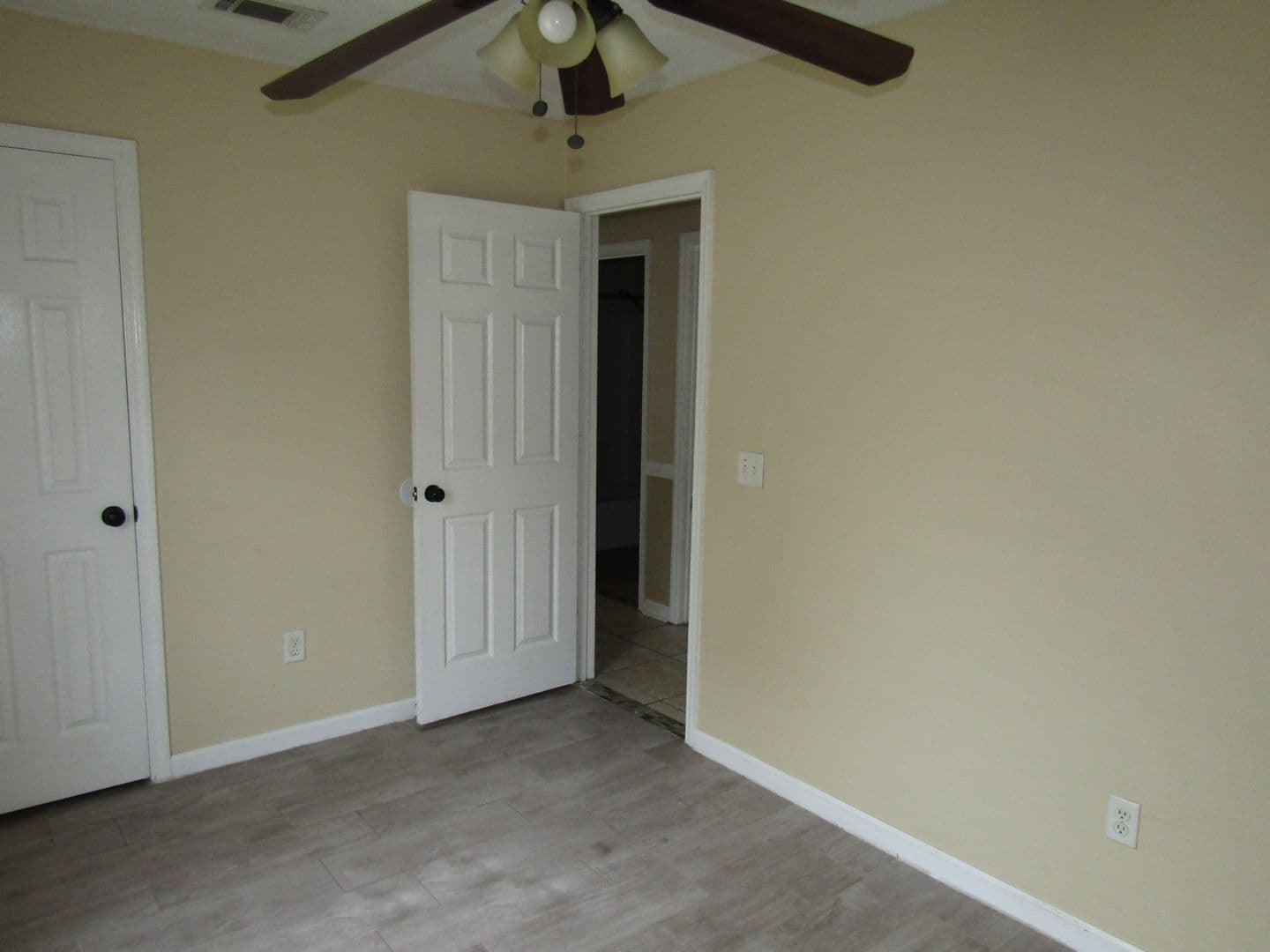 Hinesville House: 1088 Desert Shield Street