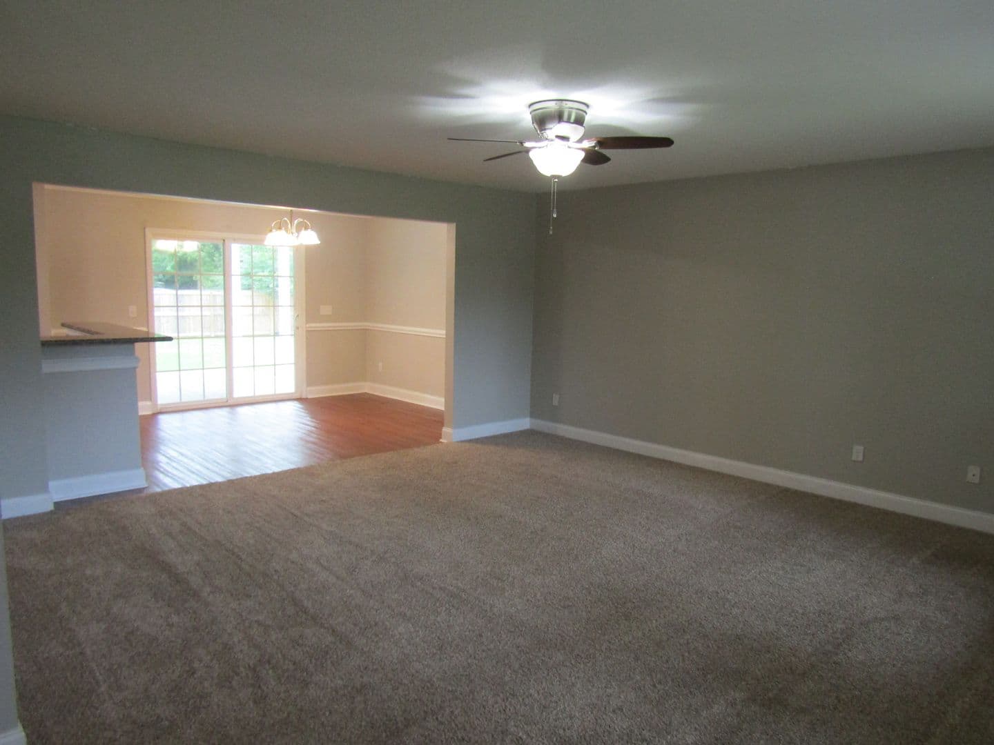Hinesville House: 209 Ash Blvd
