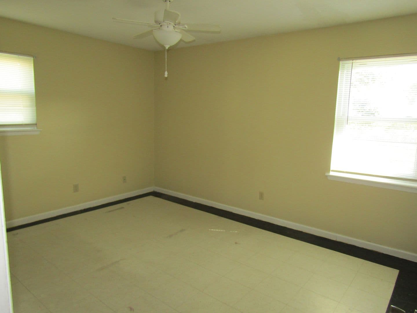 Hinesville House: 608 Palmetto Street
