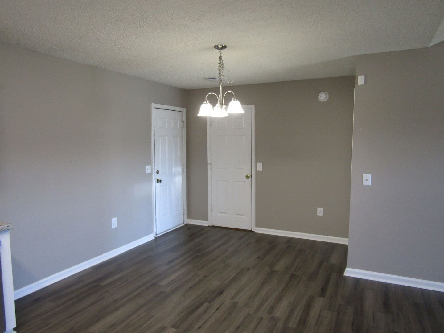 Hinesville House: 1271 Windrow Drive