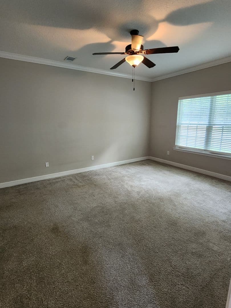 Hinesville House: 1220 Cypress Fall Circle