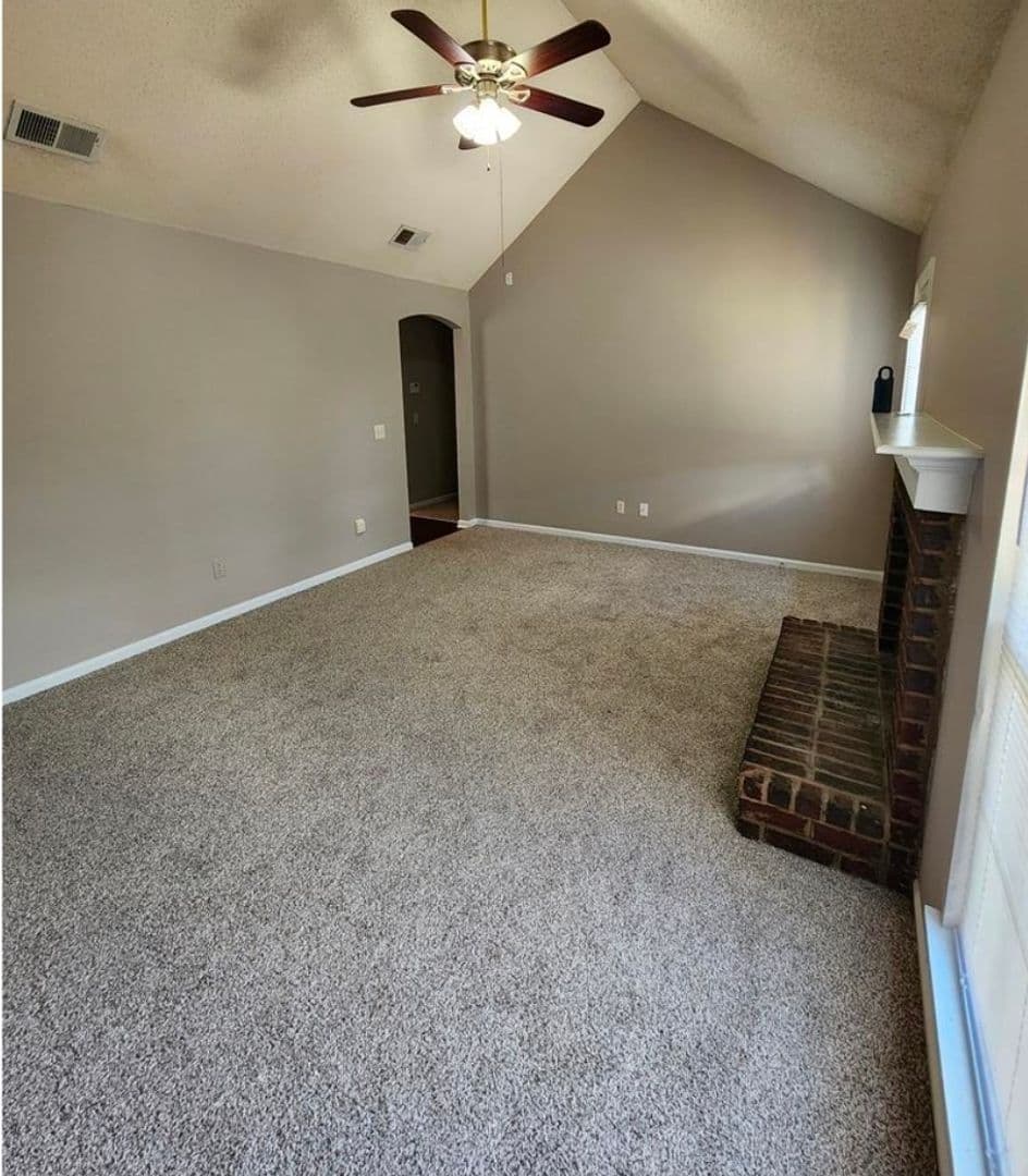 Hinesville House: 2411 Fernando Ct