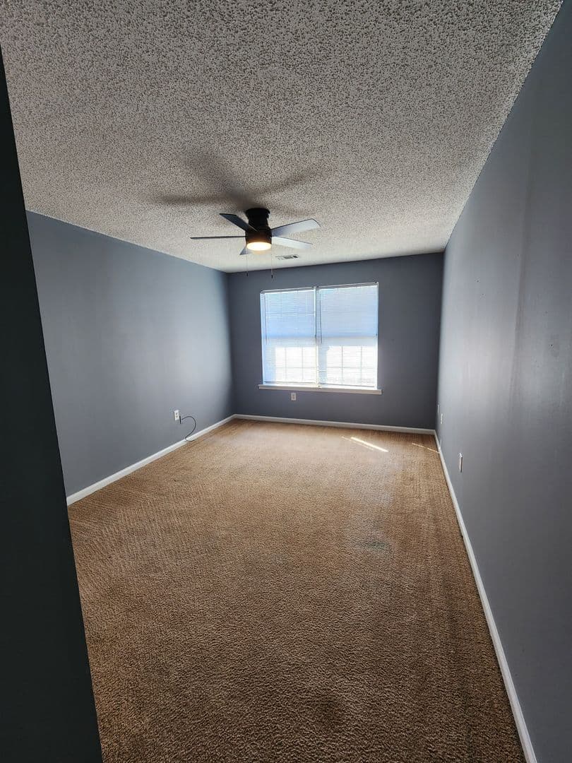 Hinesville House: 1302 Loblolly Drive