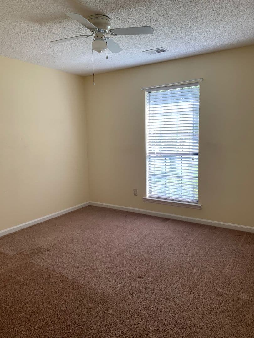 Allenhurst House: 44 Pointer Court