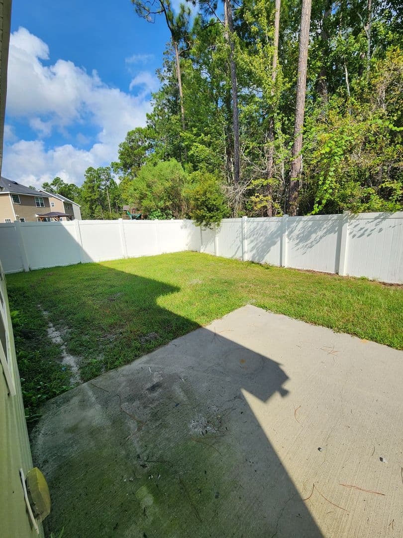 Hinesville House: 1220 Cypress Fall Circle