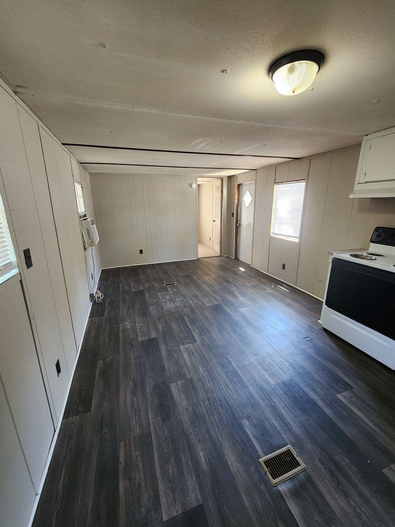 Hinesville Apartment: 1219 West Oglethorpe Hwy