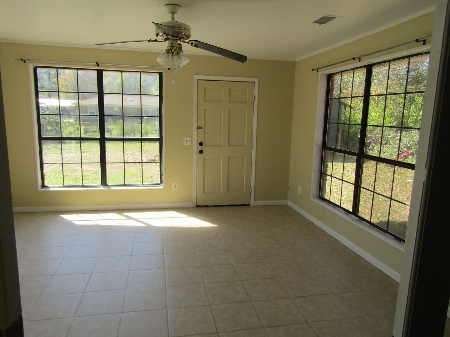 Hinesville House: 608 Palmetto Street