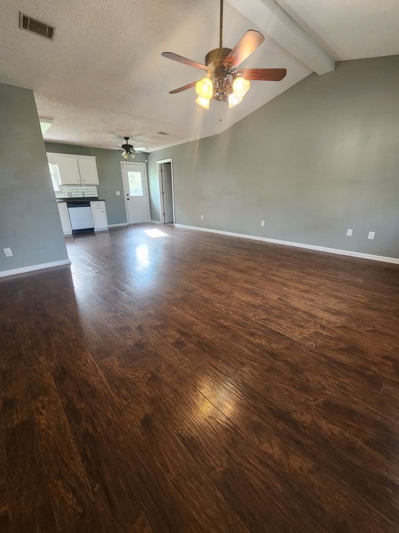 Hinesville House: 2008 Ossabaw Drive