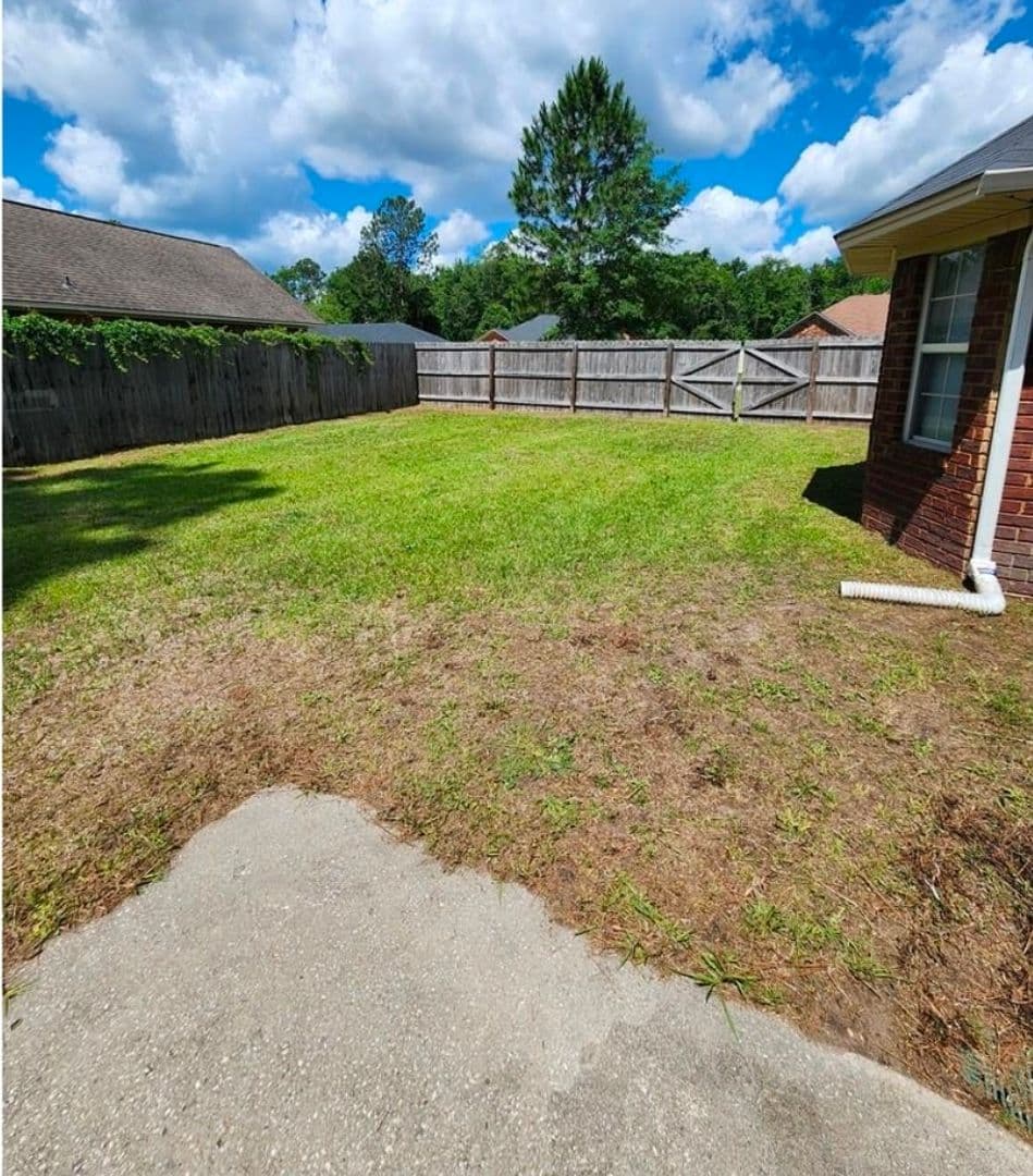 Hinesville House: 2411 Fernando Ct