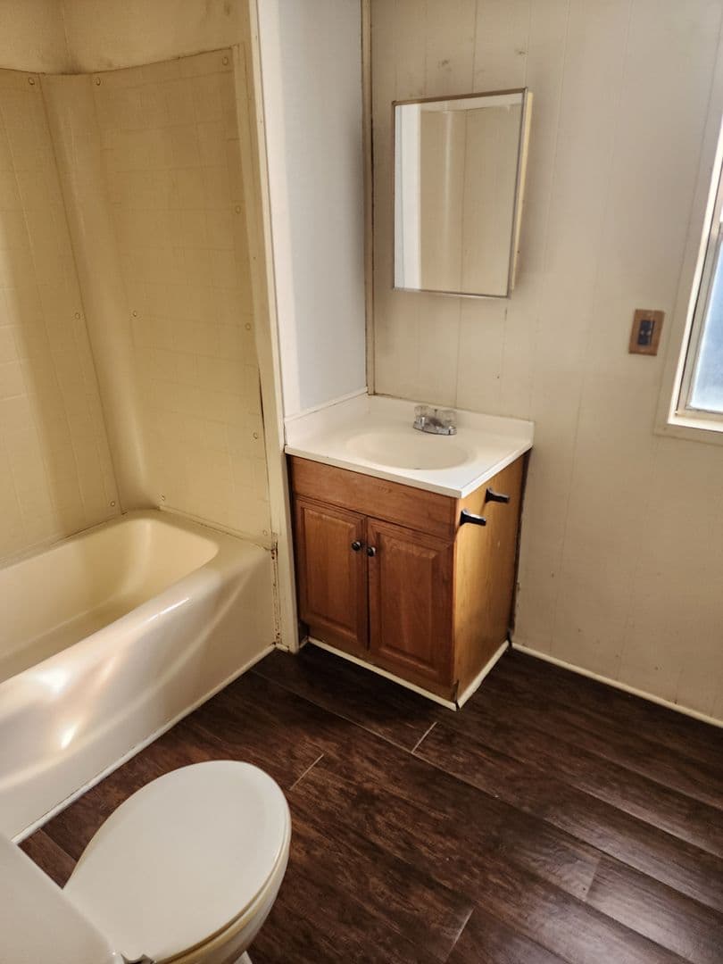 Hinesville Apartment: 1219 West Oglethorpe Hwy