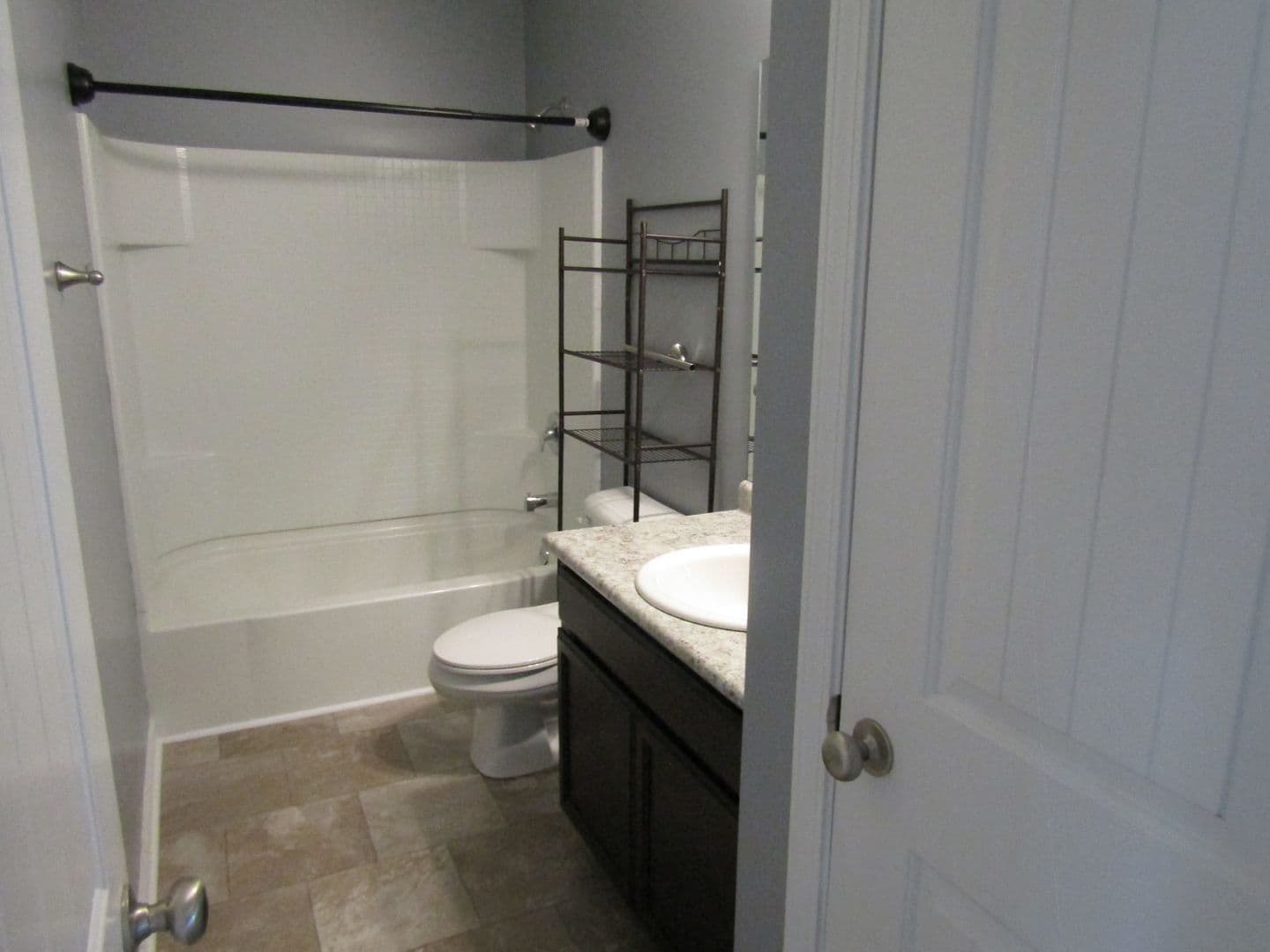 Hinesville House: 145 Factors Walk