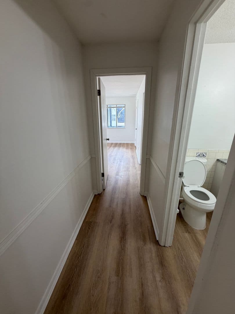 Leavenworth Apartment: 2101 Ottawa Street