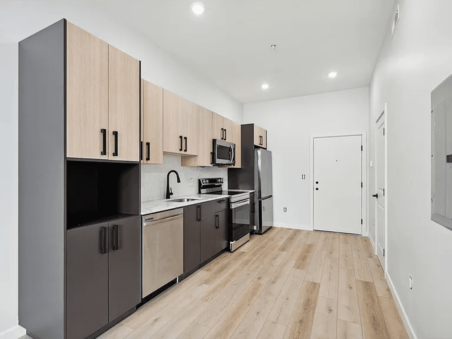 Philadelphia Apartment: 1112 E Berks St