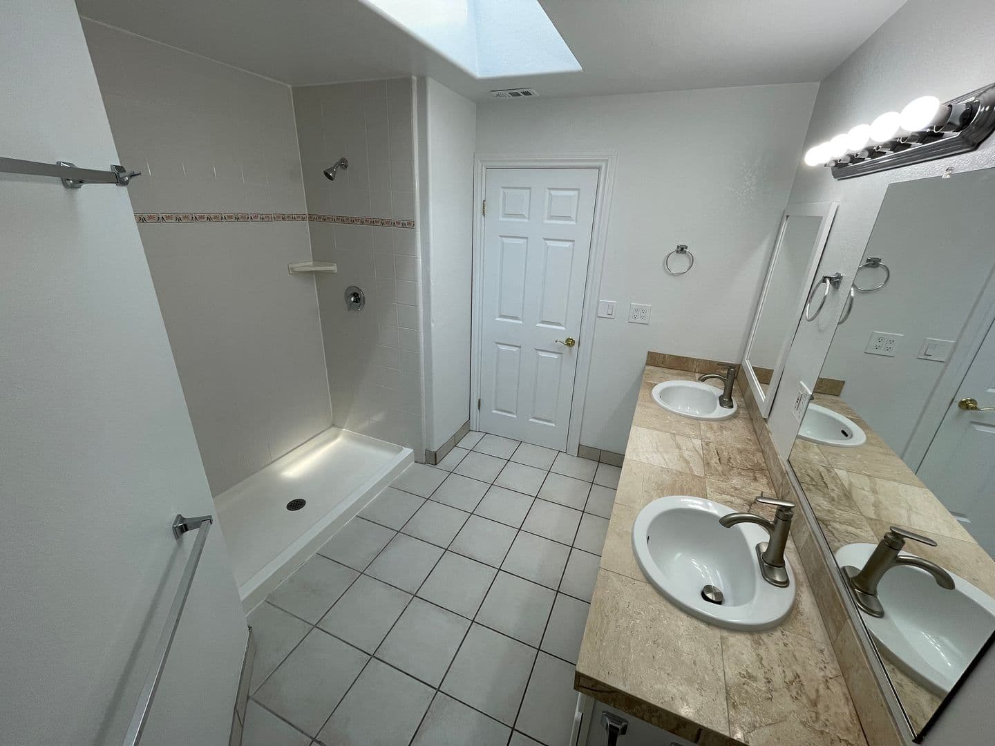 Santa Barbara House: 4527 Hollister Avenue