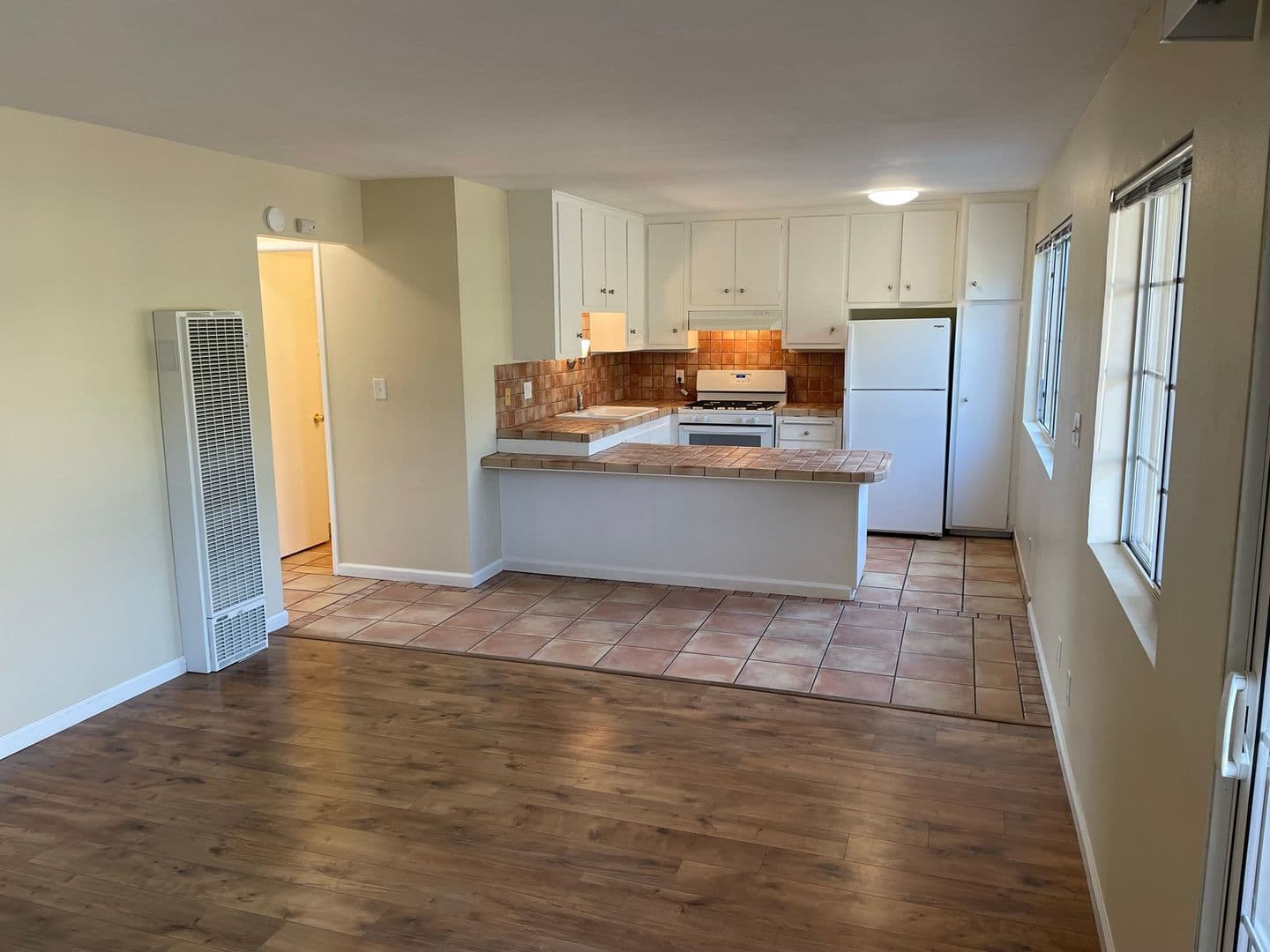 Santa Barbara Apartment: 4700 Dexter Drive