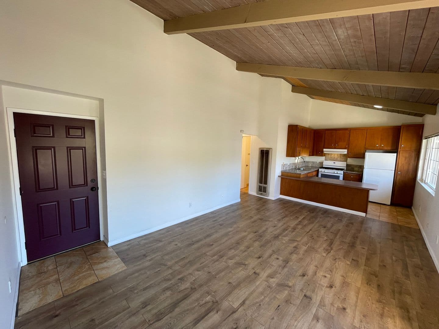Santa Barbara Apartment: 4700 Dexter Drive