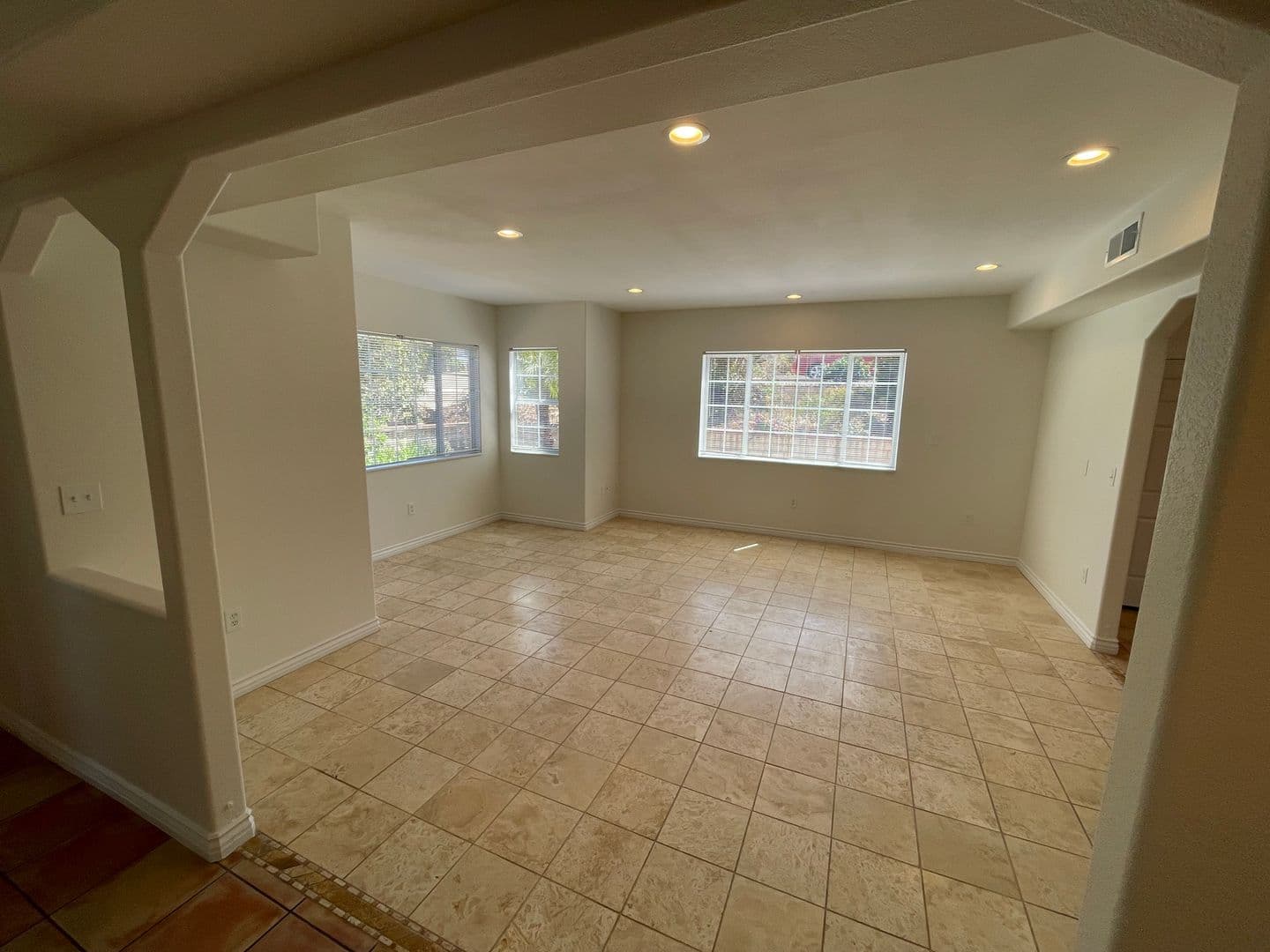 Santa Barbara House: 4527 Hollister Avenue