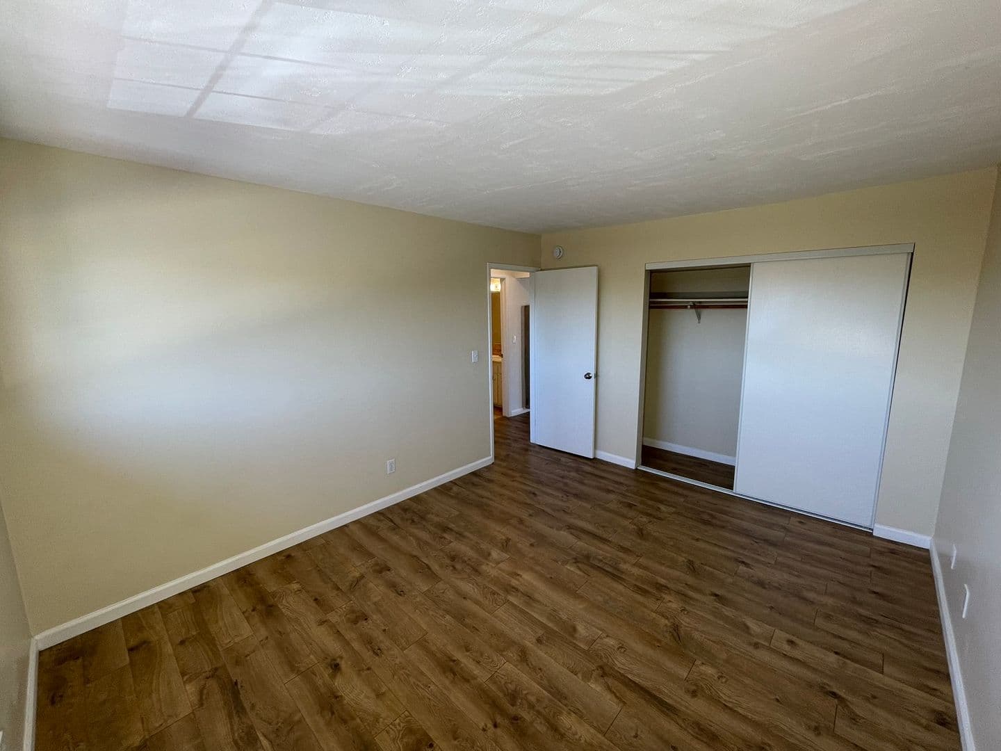Santa Barbara Apartment: 4700 Dexter Drive