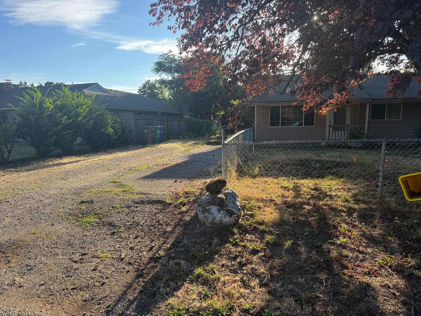 Portland House: 621 SE 136th Ave
