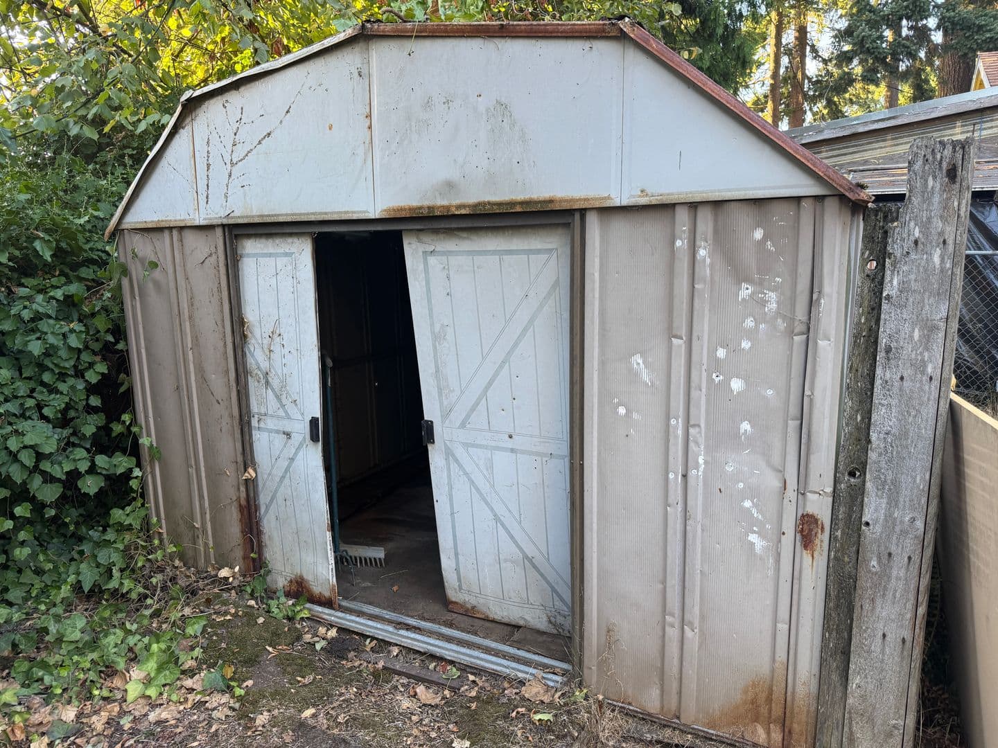 Portland House: 621 SE 136th Ave