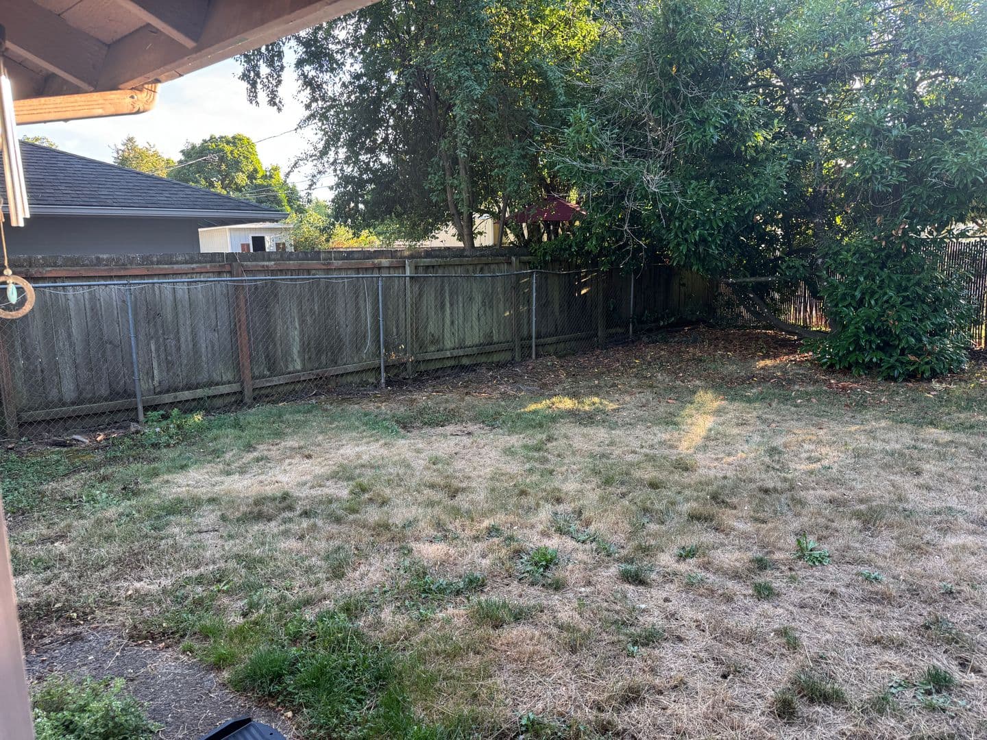 Portland House: 621 SE 136th Ave