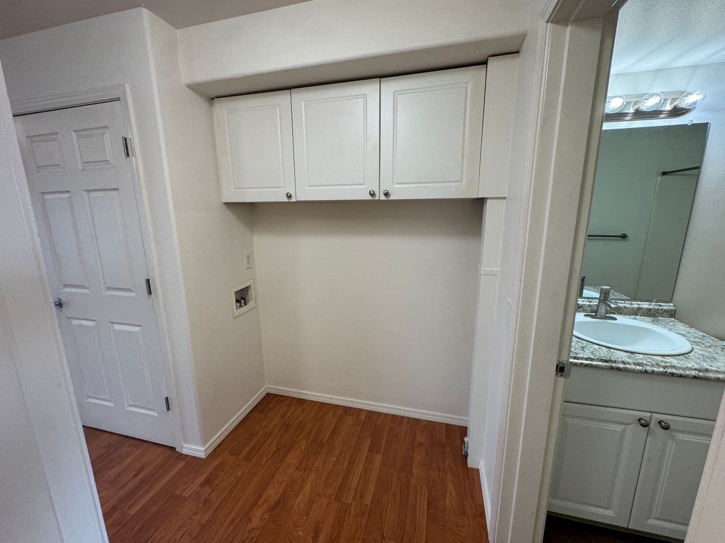 Portland Apartment: 768 SE 193rd Ave