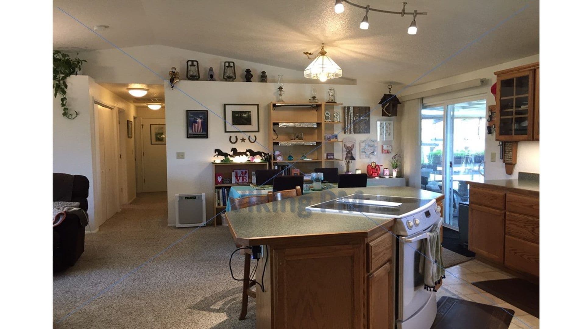 Bend House: 62565 Dixon Loop