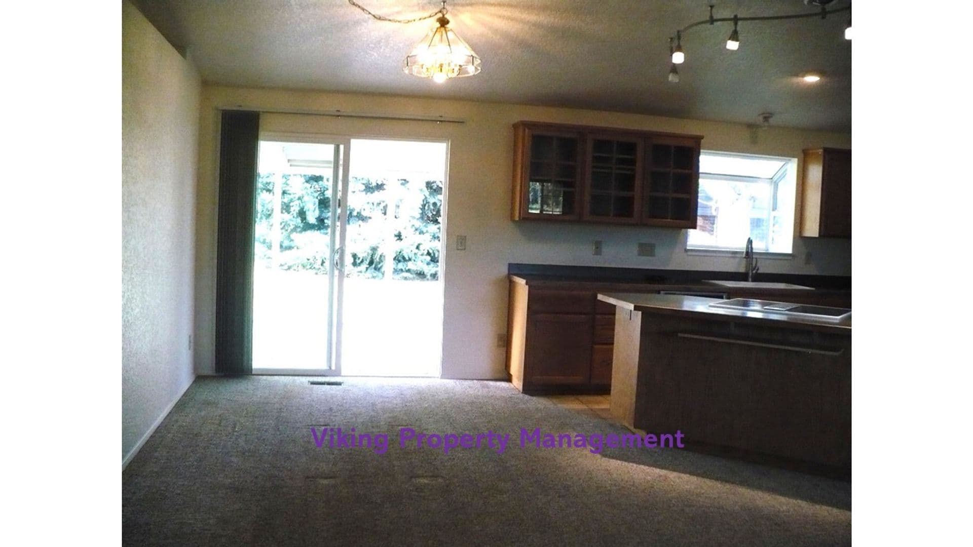 Bend House: 62565 Dixon Loop