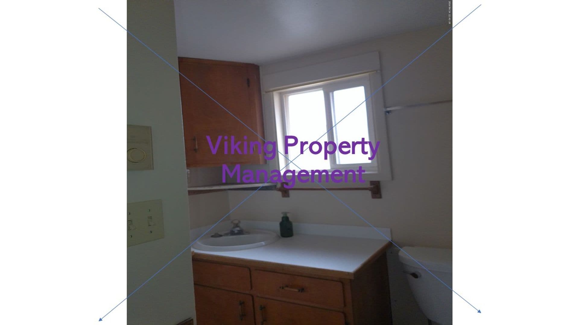 Prineville House: 603 A NE Lookout Ave