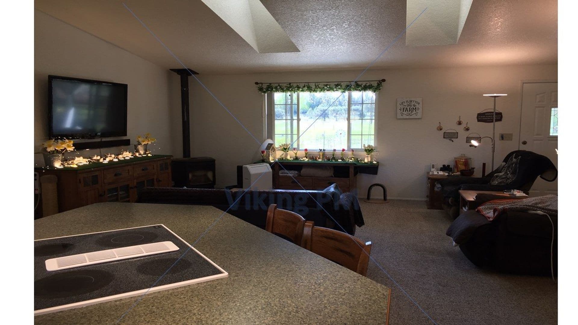 Bend House: 62565 Dixon Loop