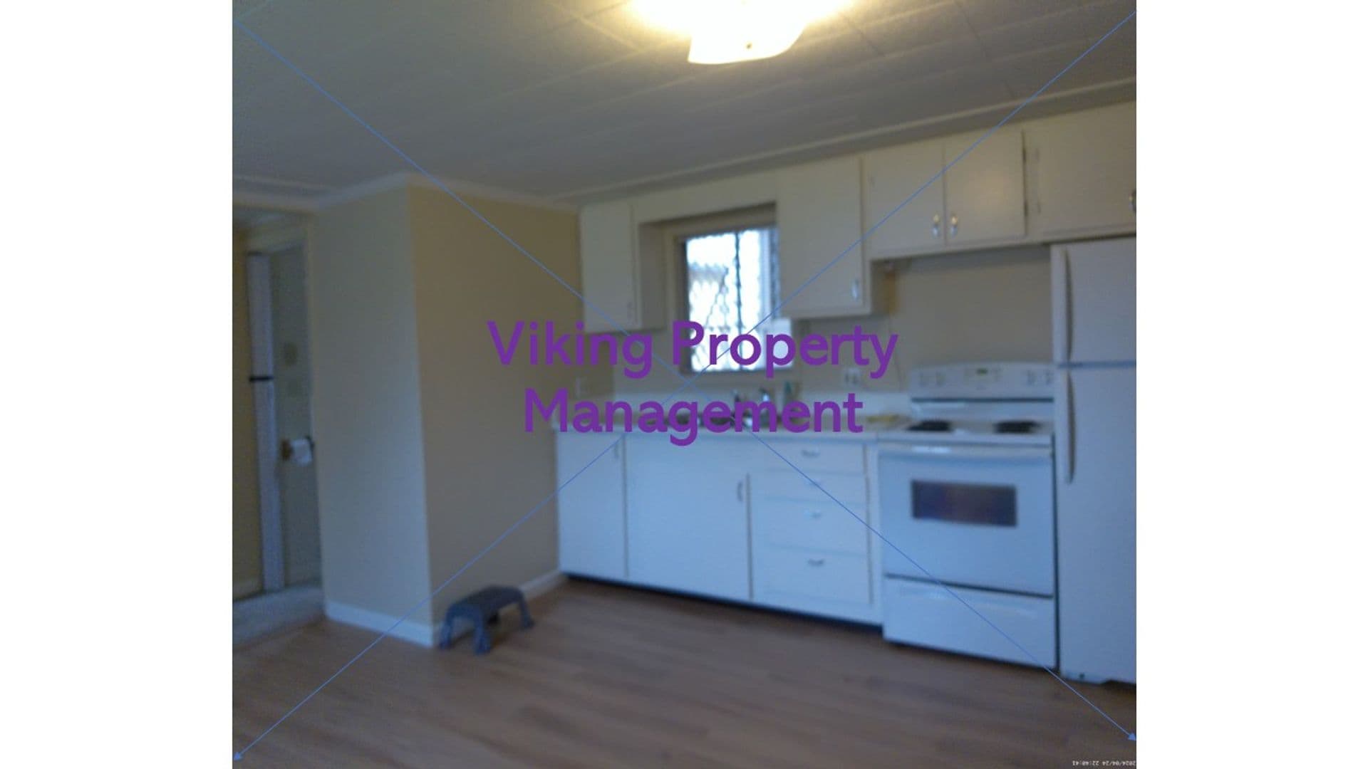 Prineville House: 603 A NE Lookout Ave