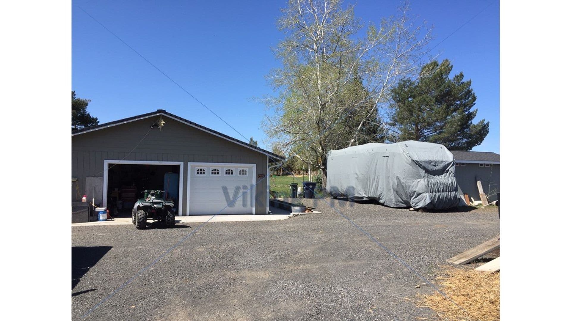 Bend House: 62565 Dixon Loop