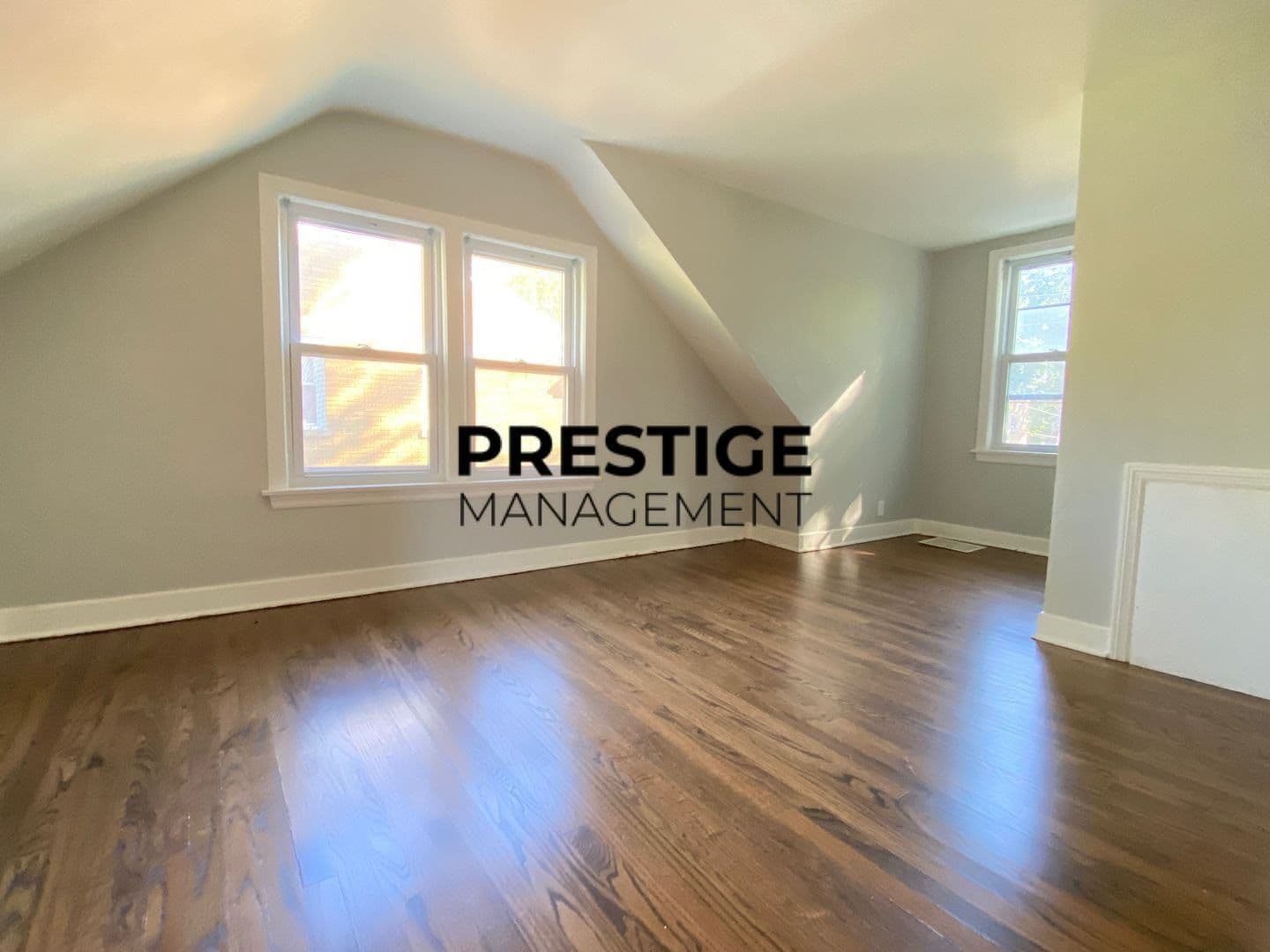 Munster House: 8215 Hohman