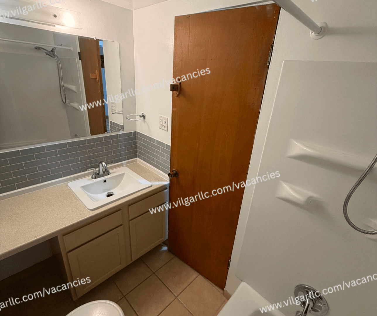 Highland House: 8841 Schneider