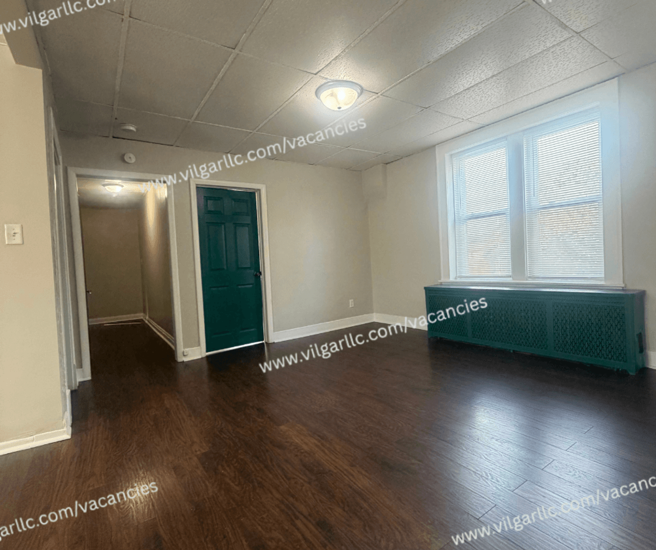 Hammond Apartment: 4403 Towle