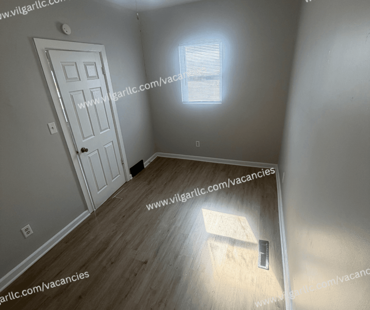 Hammond House: 4727 Sheffield Ave.