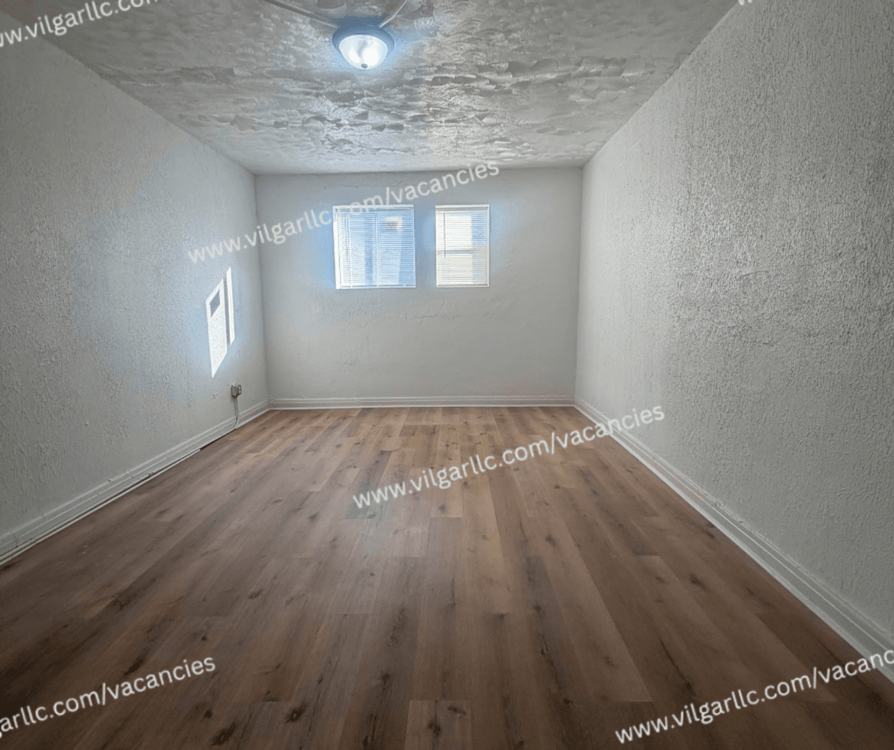 Gary Apartment: 1514 W 5th Ave