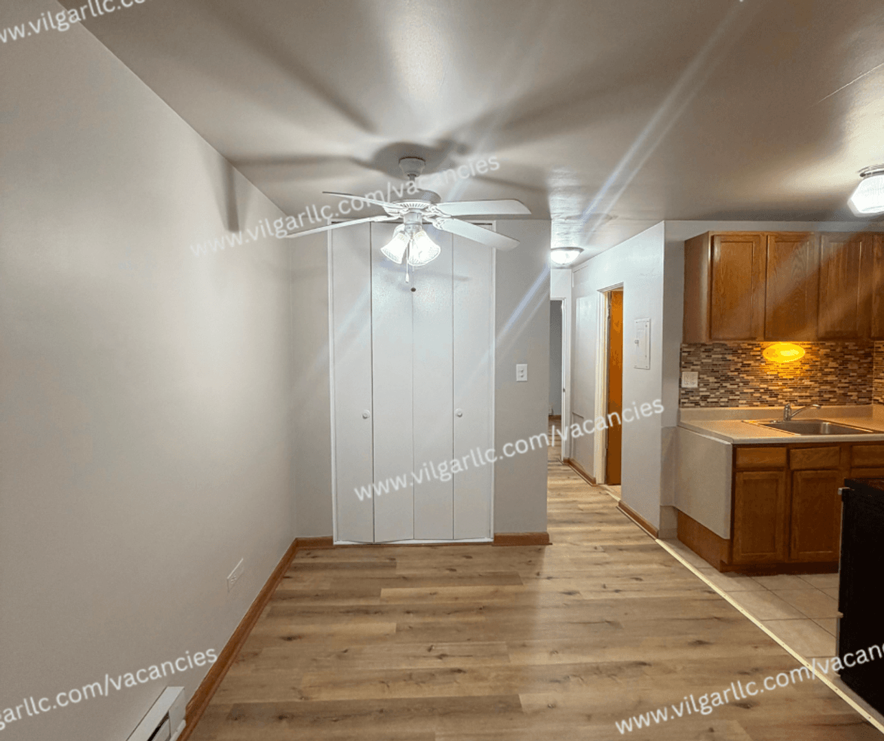 Highland House: 8841 Schneider