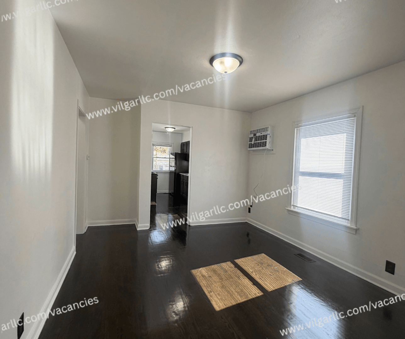 Gary House: 617 Burr St