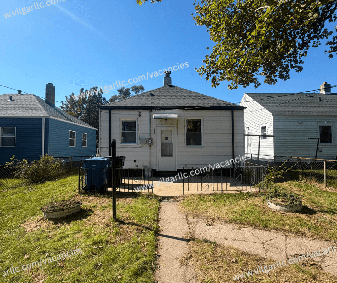 Gary House: 617 Burr St