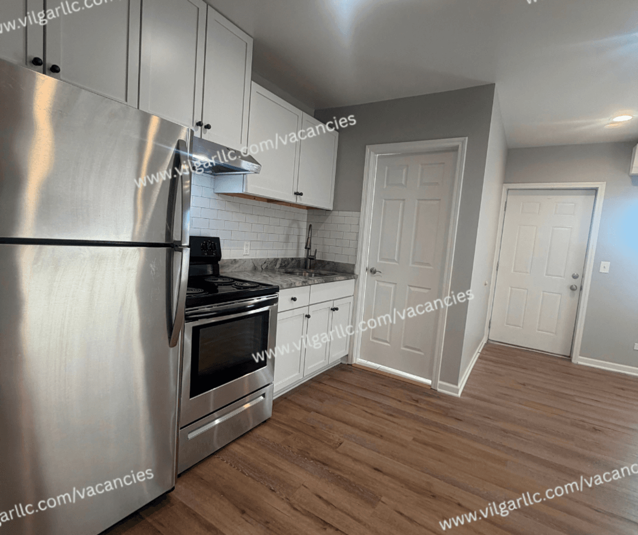 Hammond Apartment: 4735 Hohman Avenue