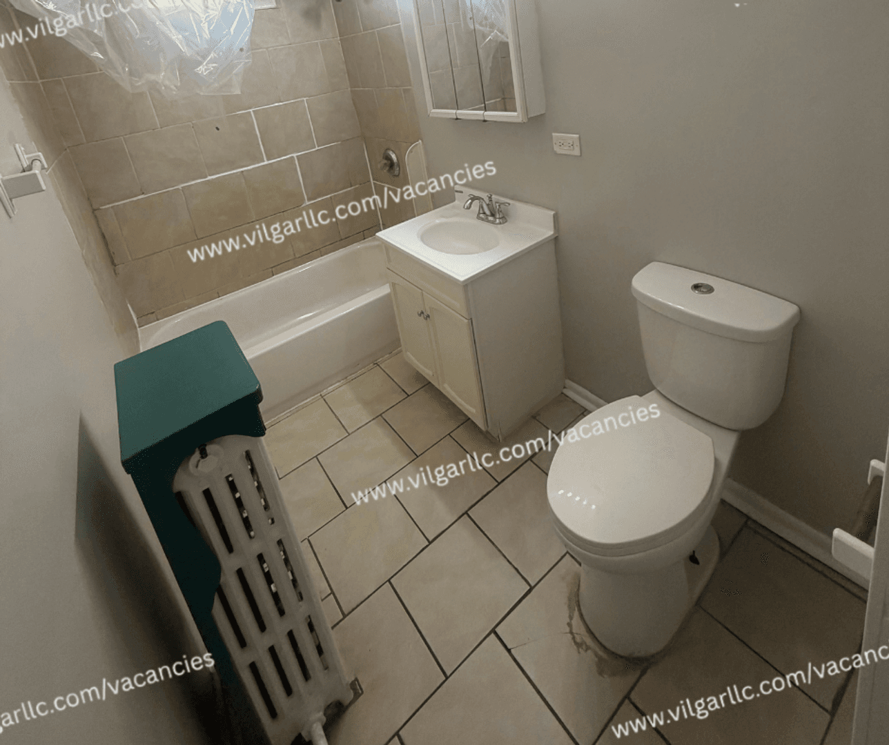 Hammond Apartment: 4403 Towle