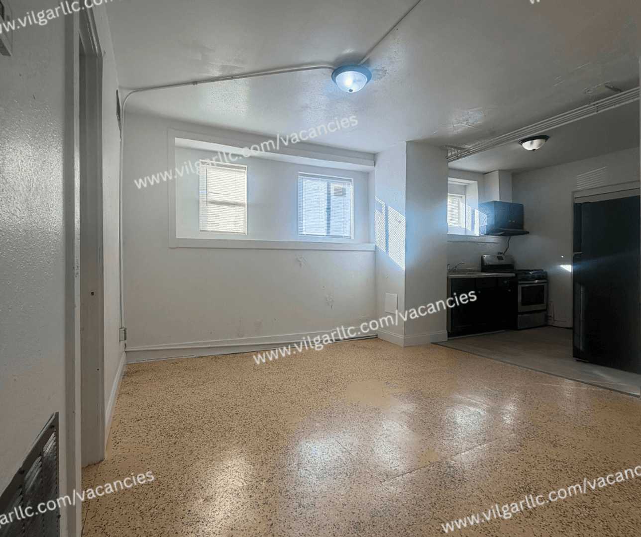 Gary Apartment: 1514 W 5th Ave