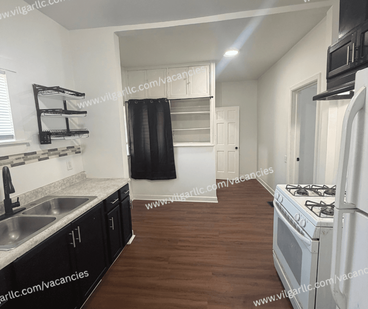 Gary House: 2435 Diamond Ave