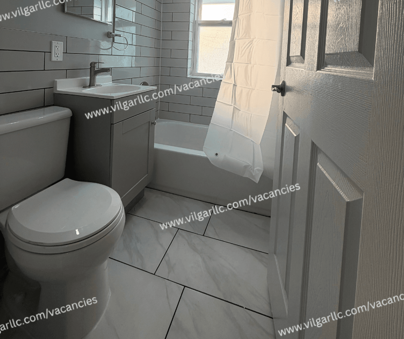 Hammond Apartment: 4735 Hohman Avenue