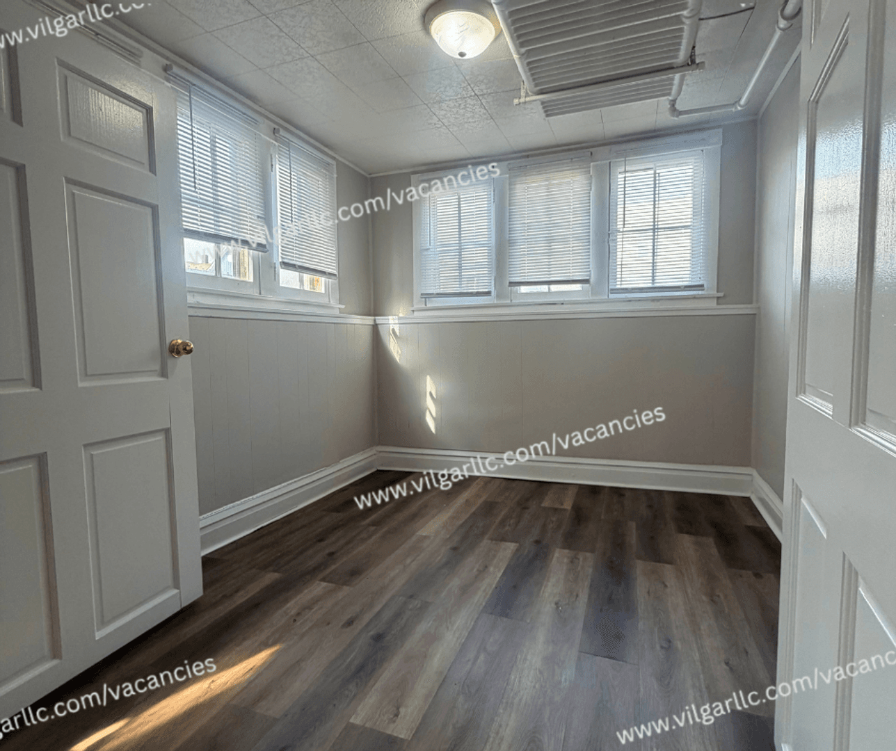 Hammond Apartment: 258 Carroll St