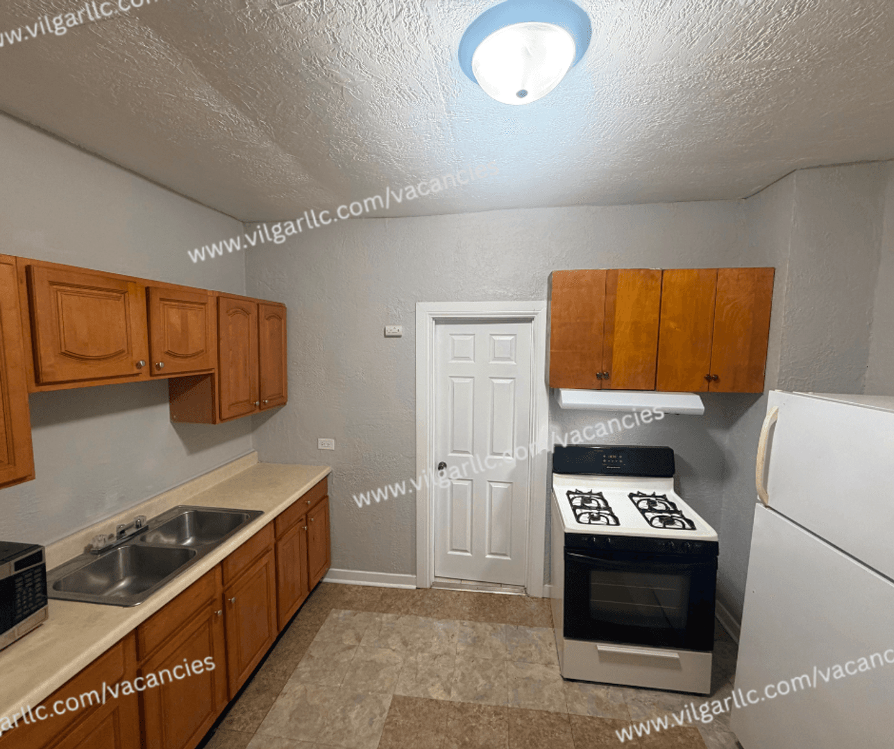 Hammond Apartment: 4232/4236 Grover